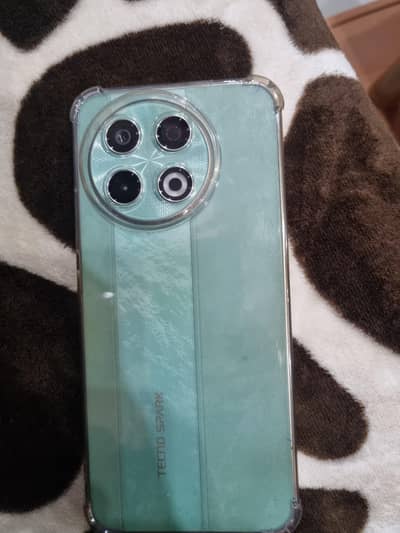 Tecno SPARK 30 Pro