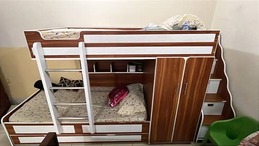 Kids triple bunker bed