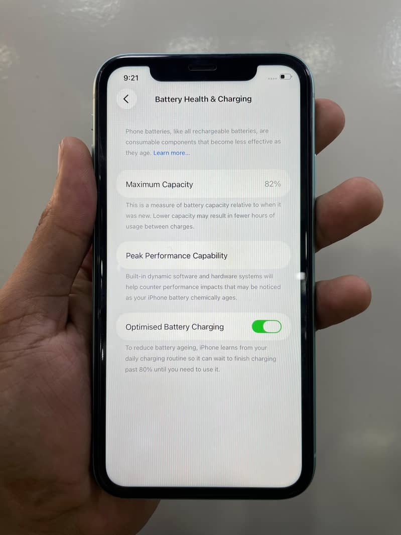 Apple iPhone 11 0