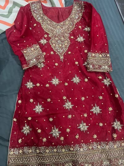 Bridal lehnga for sale in negotiable price 20000