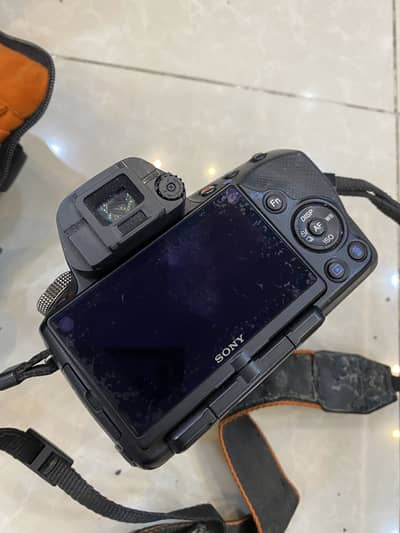 Sony SLT-A55V DSLR Camera with Sony 18-55mm Lens