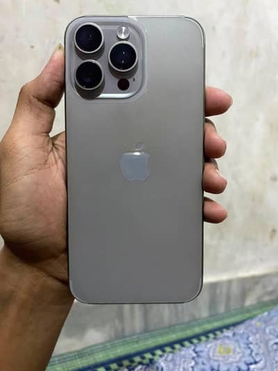 iPhone 15 Pro Max