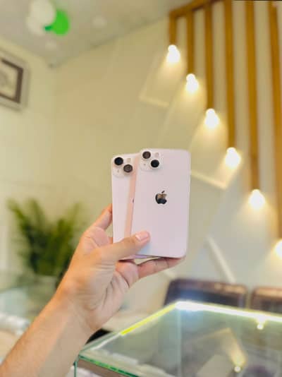 Apple iPhone 13