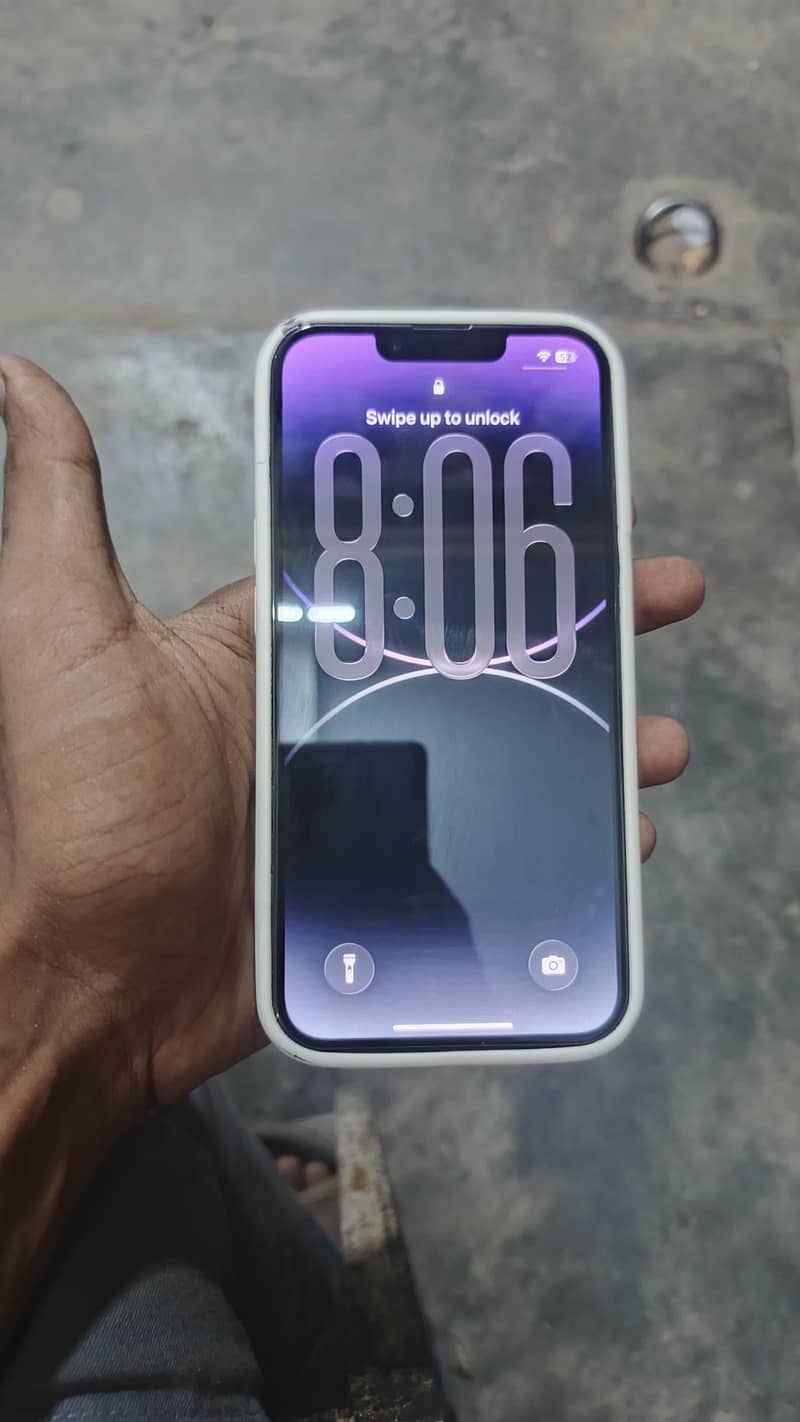 Apple iPhone 14 0