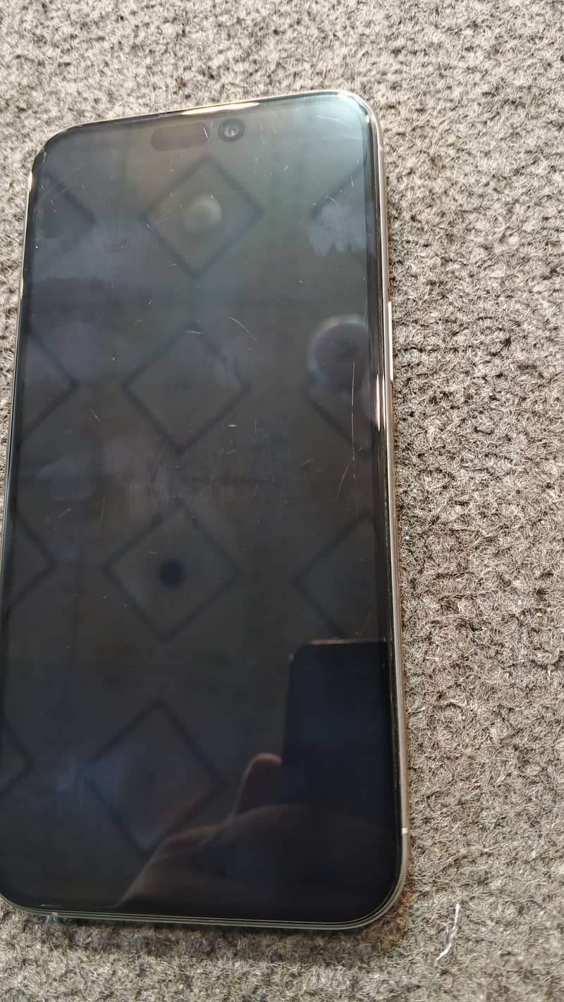iphone 15 pro max 6