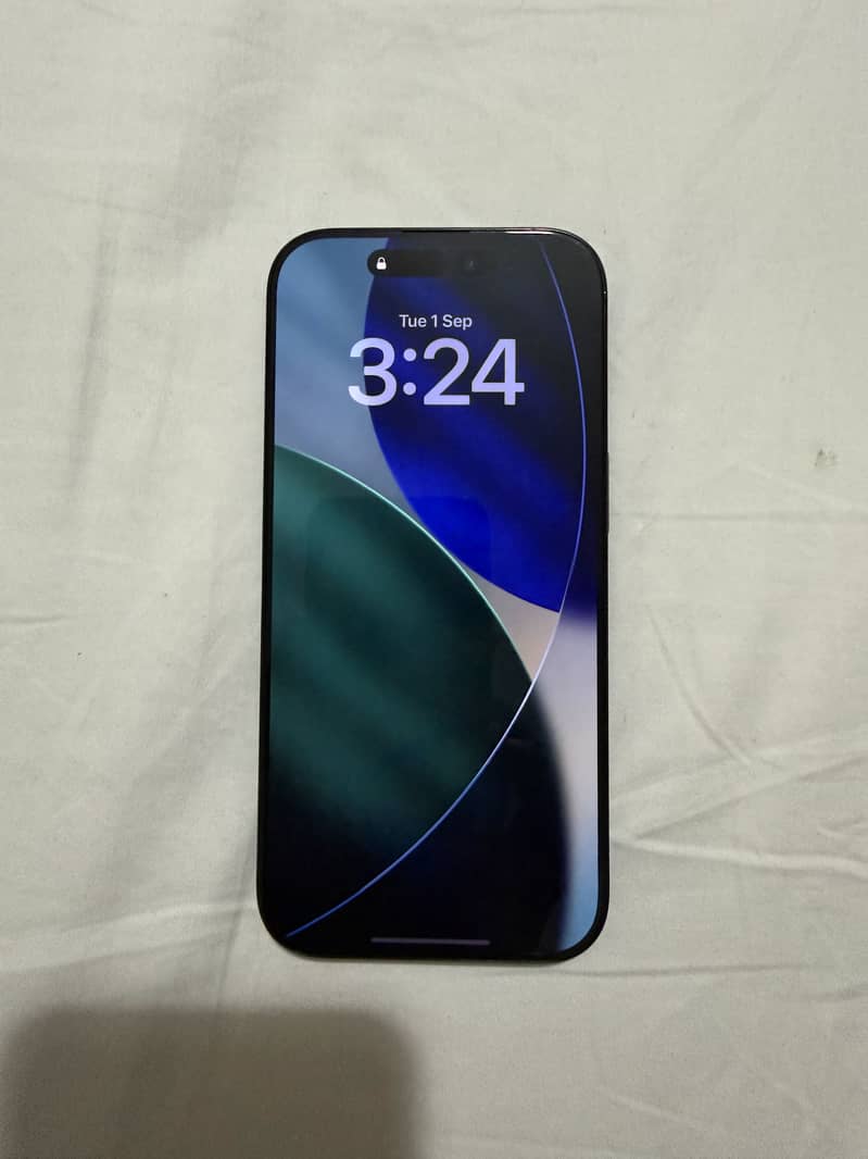 Apple iPhone 16 Pro 0