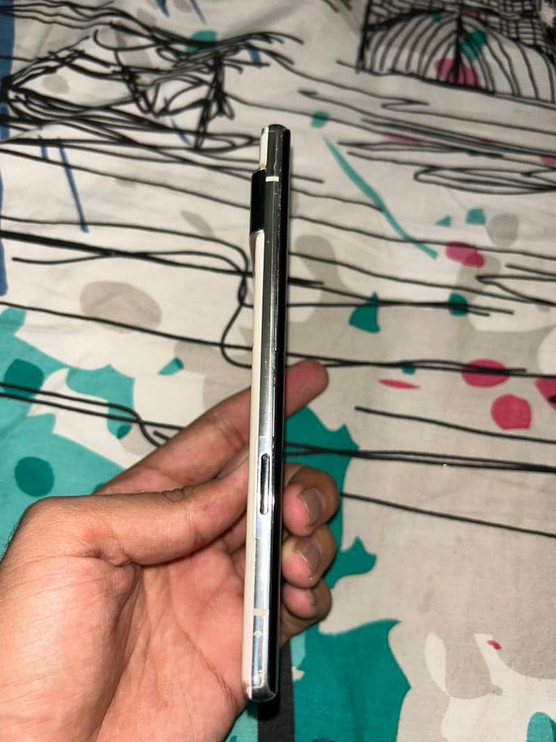Google Pixel 6 Pro 2