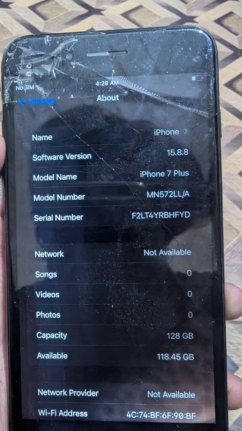 Apple iPhone 7 Plus 3