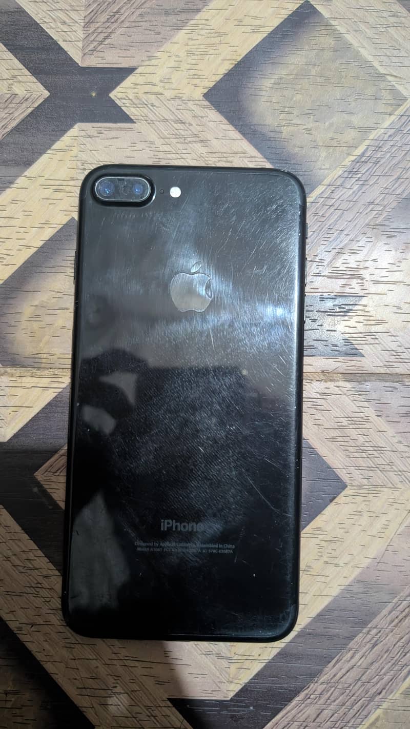 Apple iPhone 7 Plus 7