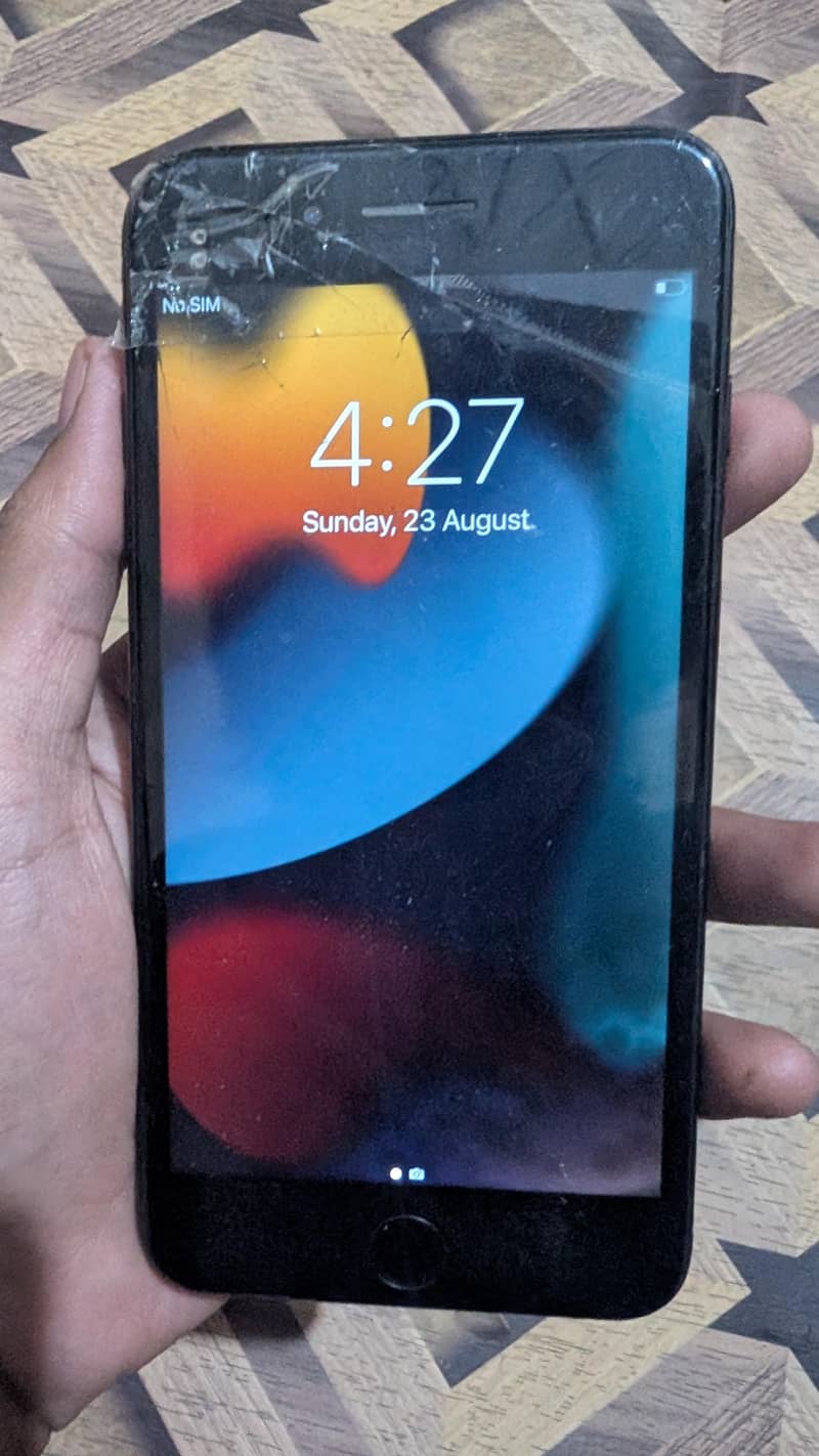Apple iPhone 7 Plus 8