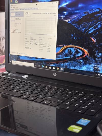 HP laptop HP 15 series, NVIDIA GeForce dedicated graphics.
