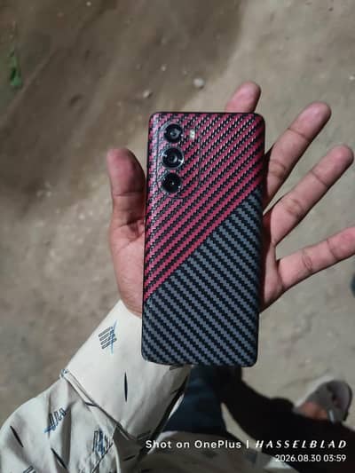 Moto Edge 30 pro