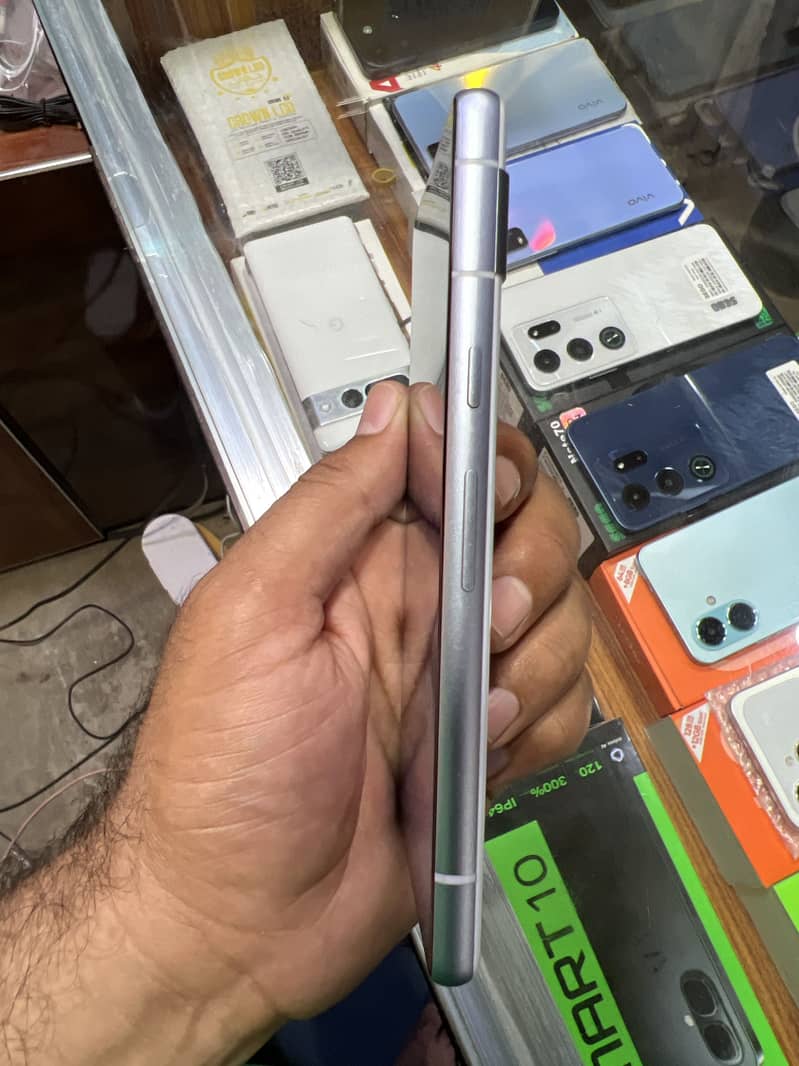 Google Pixel 7a 4
