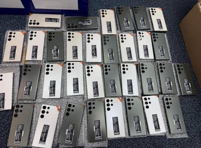 Samsung galaxy S23 Ultra, 12/512 unused official pta with complete box