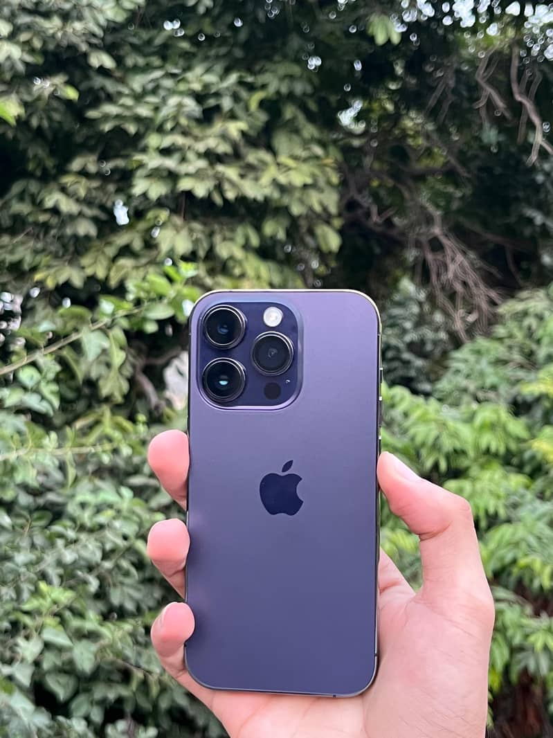Apple iPhone 14 Pro 0