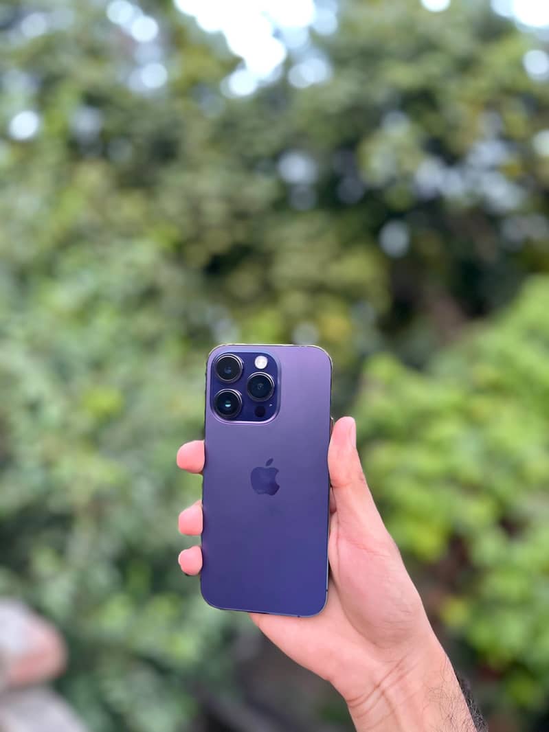 Apple iPhone 14 Pro 1