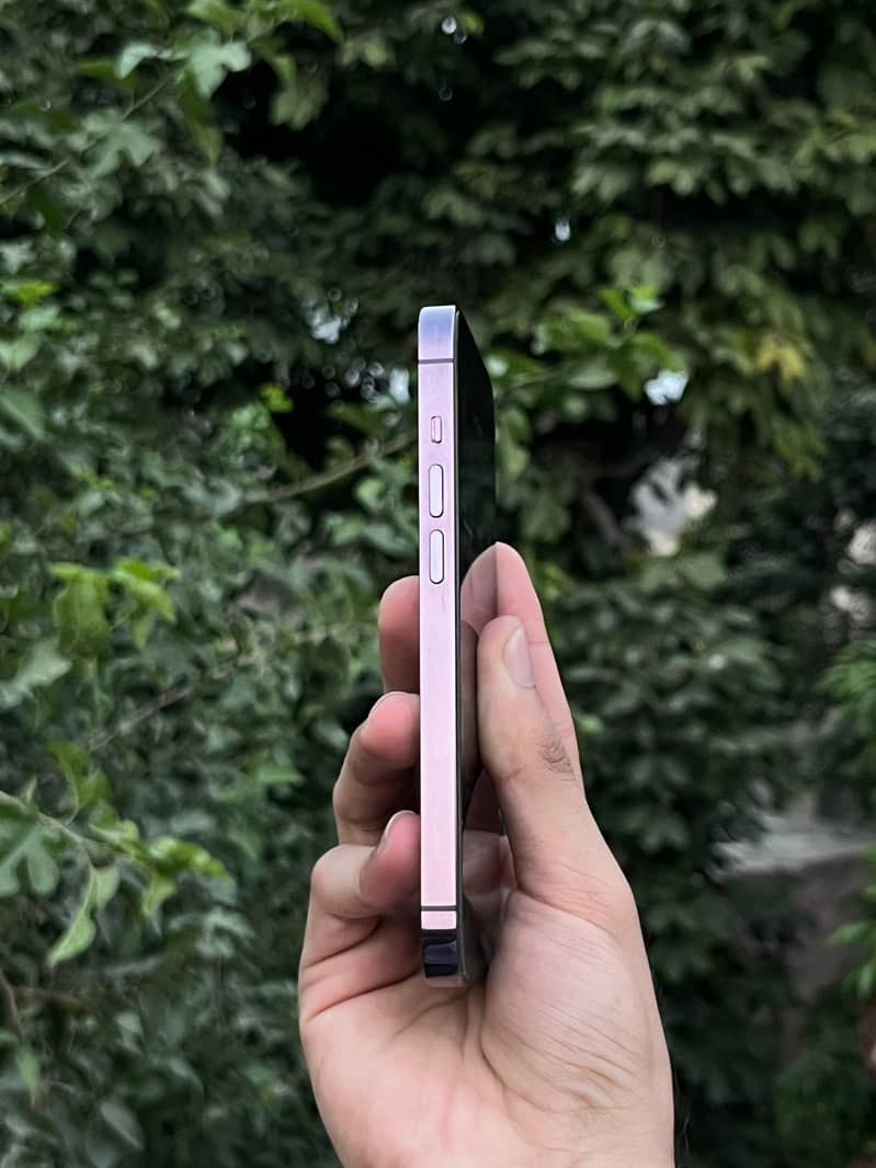 Apple iPhone 14 Pro 3