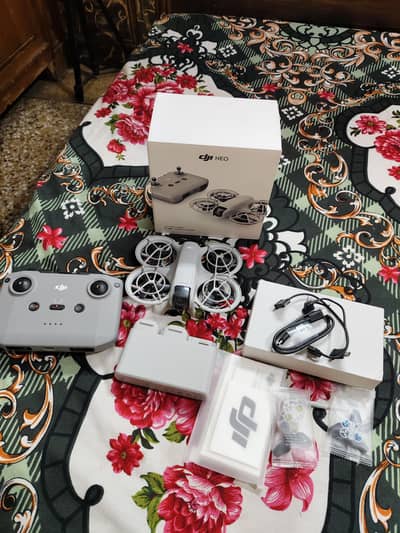 DJI Neo Fly More Combo | 2 Batteries | RC-N3 Remote | Complete Box