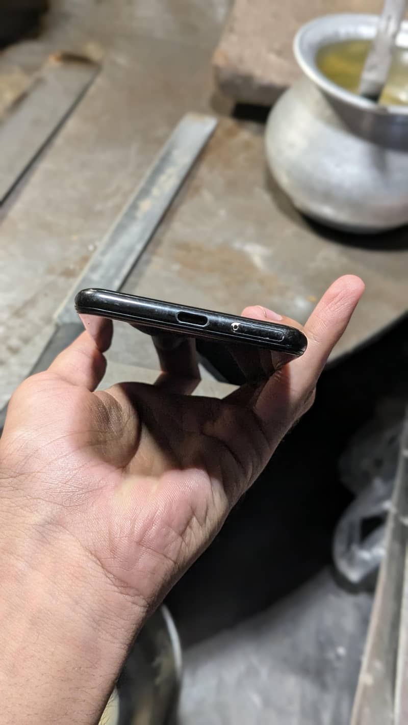 Google Pixel 3 5