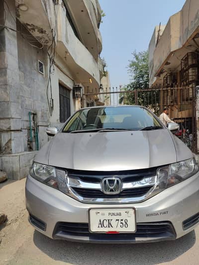 Honda City 2021  (contact on WhatsApp)