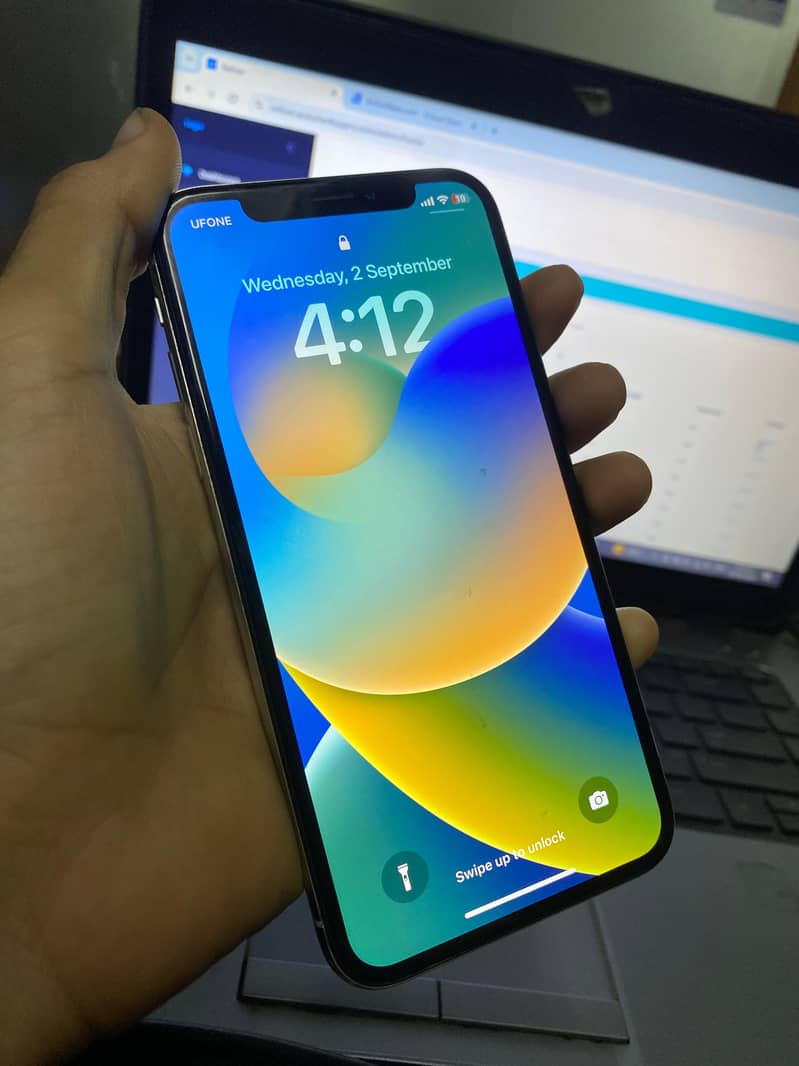 Apple iPhone X 2