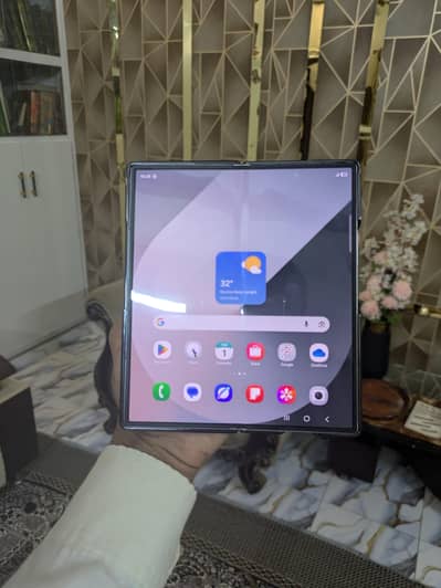 Samsung Mobile Z Fold 6