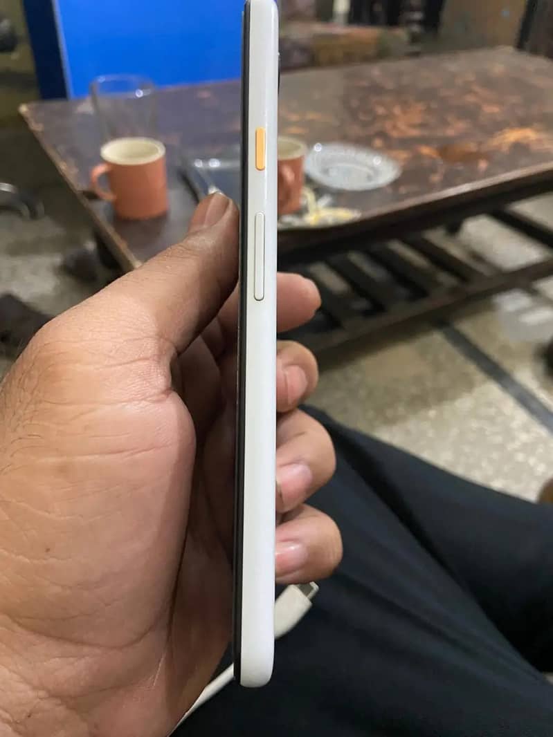 Google Pixel 3a XL 5
