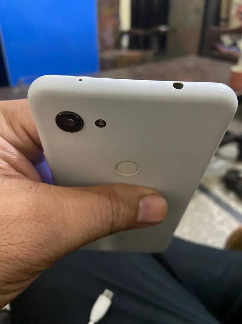 Google Pixel 3a XL 6