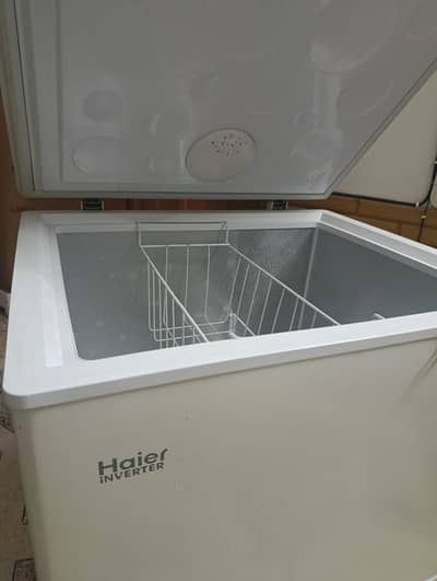Haier Deep Freeser HDF245-INV  Excellent Condition