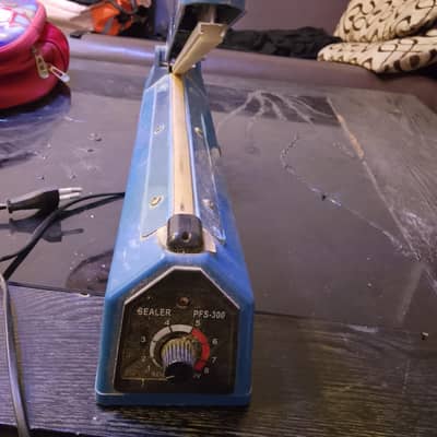PFS plastic film sealer