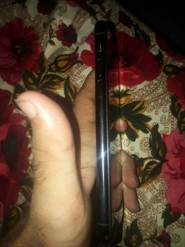 Apple iPhone 11 Pro 5