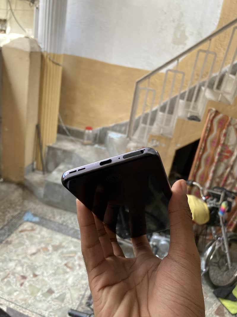 One Plus 9 4
