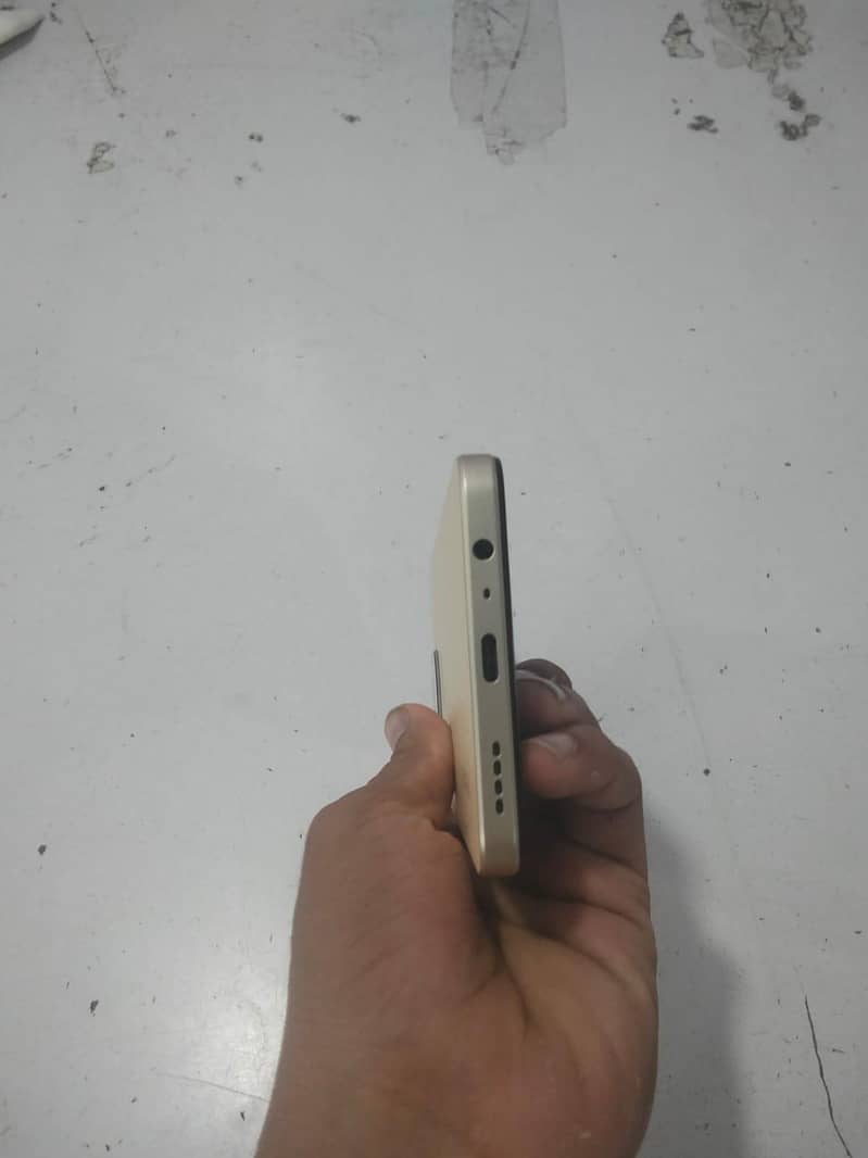 Realme Note 70 5