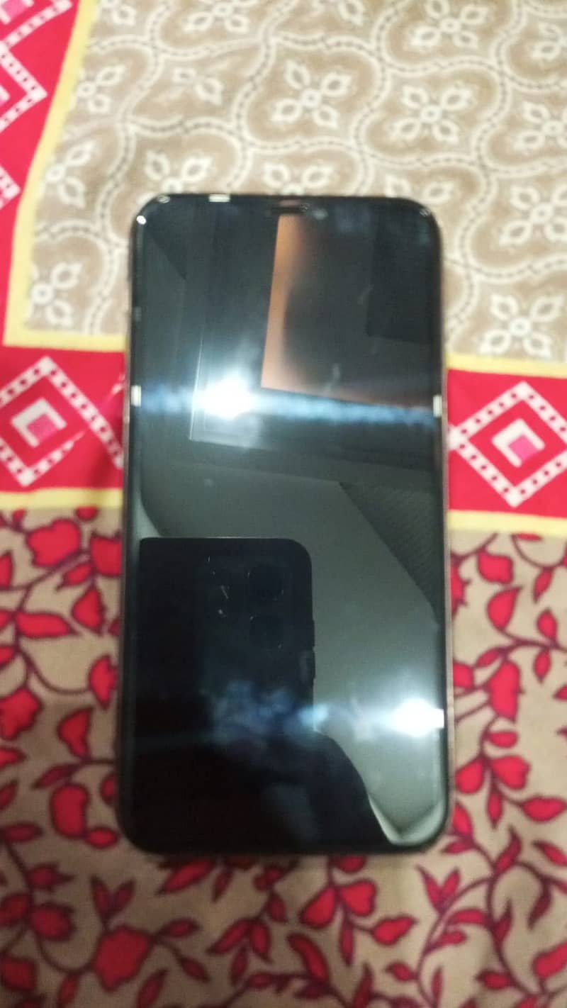 Apple iPhone 11 Pro 1