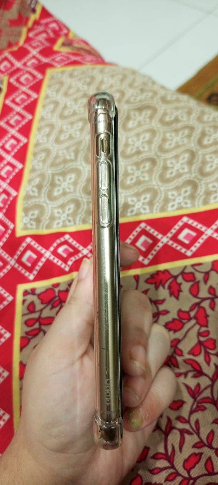 Apple iPhone 11 Pro 4