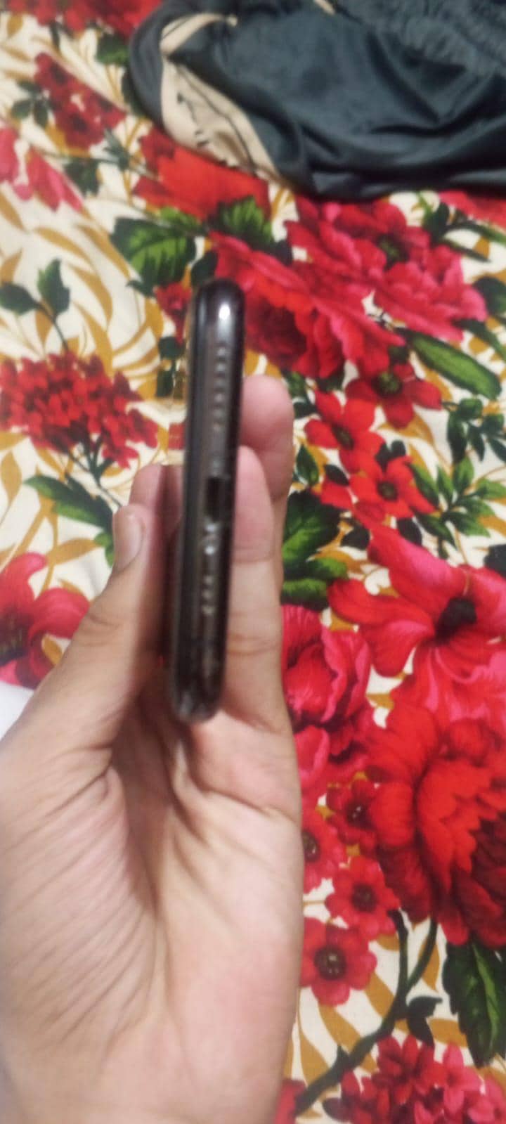 Apple iPhone XS 4