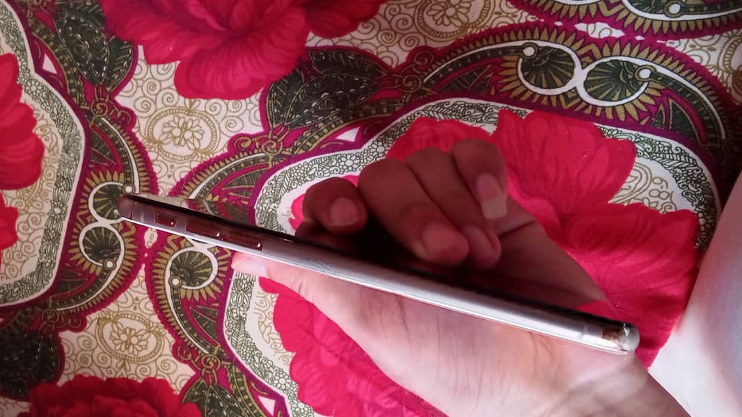 Apple iPhone XS Max 2