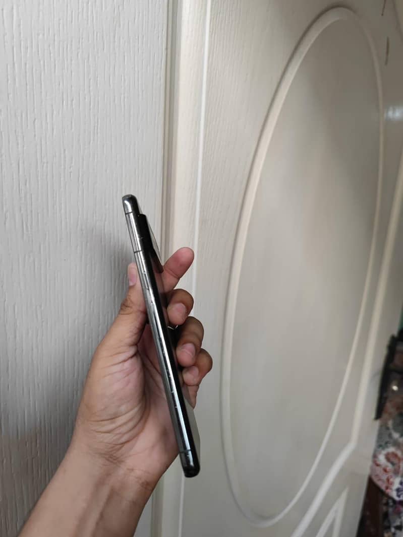 Google Pixel 8 Pro 2