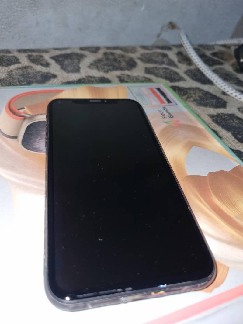 Apple iPhone XS 10
