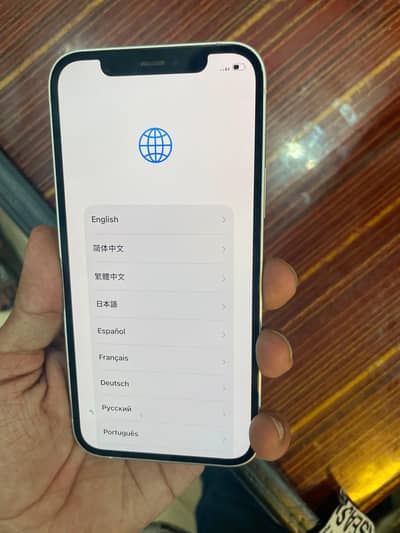 Apple iPhone 12