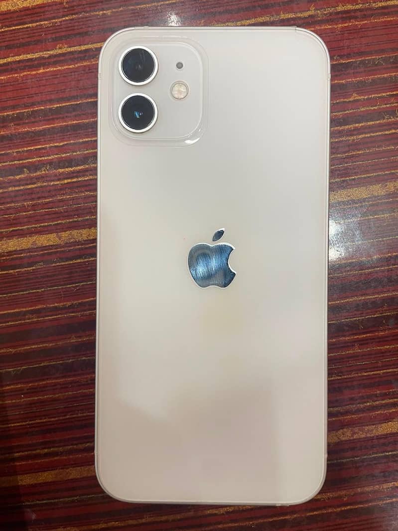 Apple iPhone 12 1