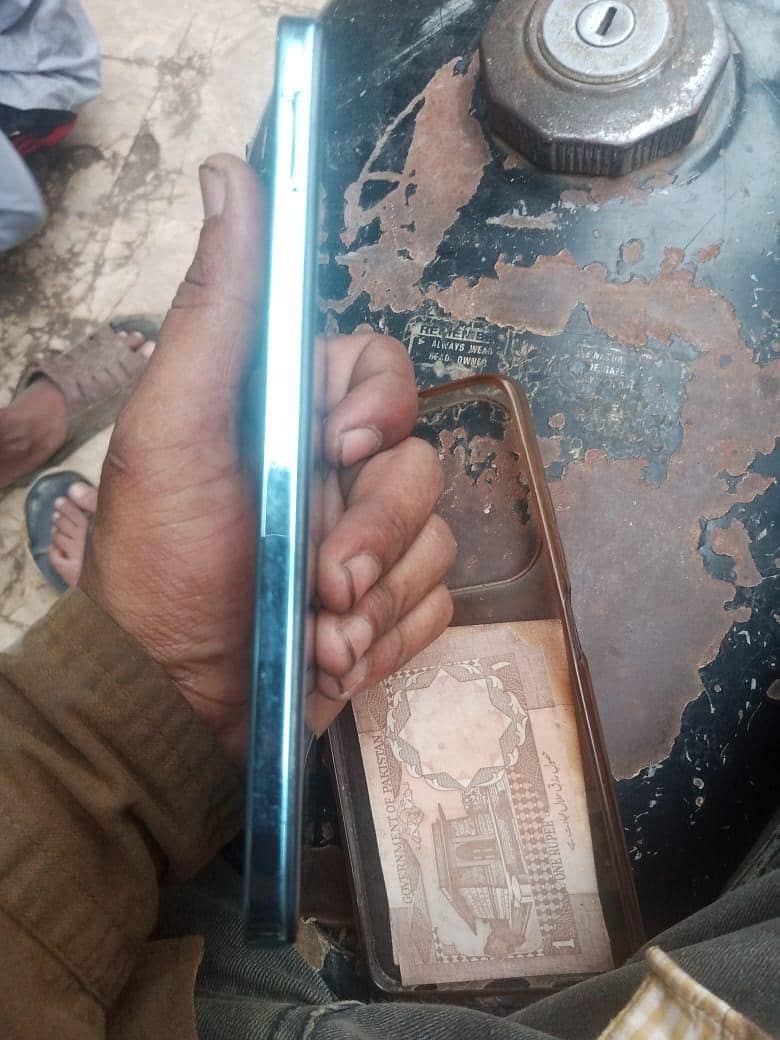 Tecno Spark 20 2