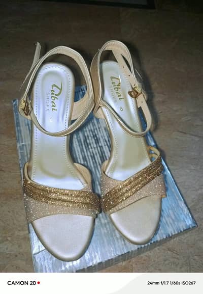 Heel for urgent sale