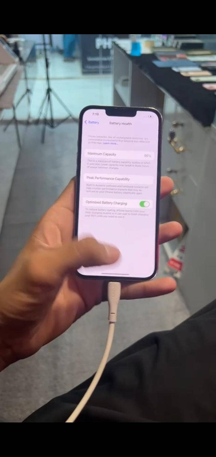 Apple iPhone 13 Pro 1