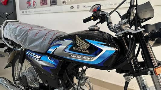 BLACK honda cd 70 2027 zero meter bike