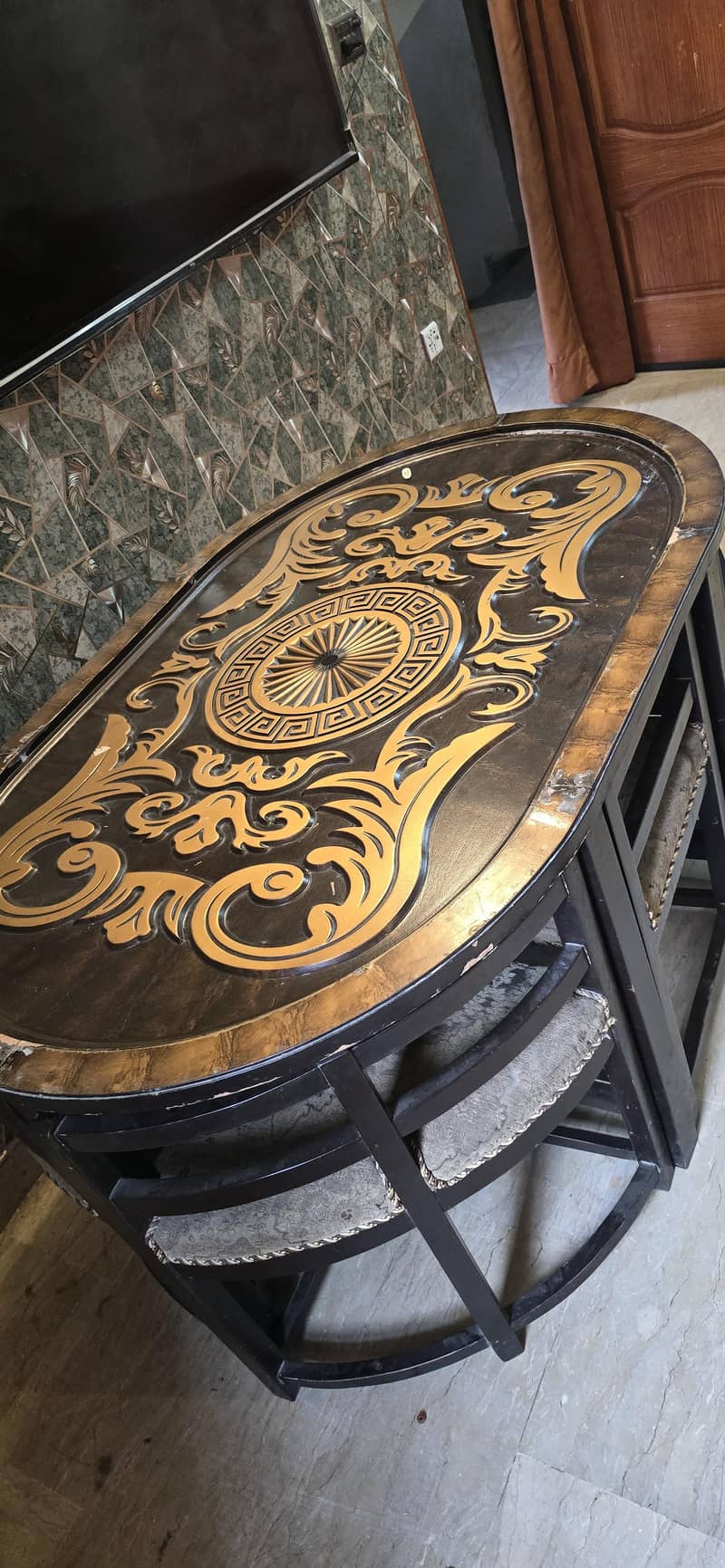 DINNING TABLE 1