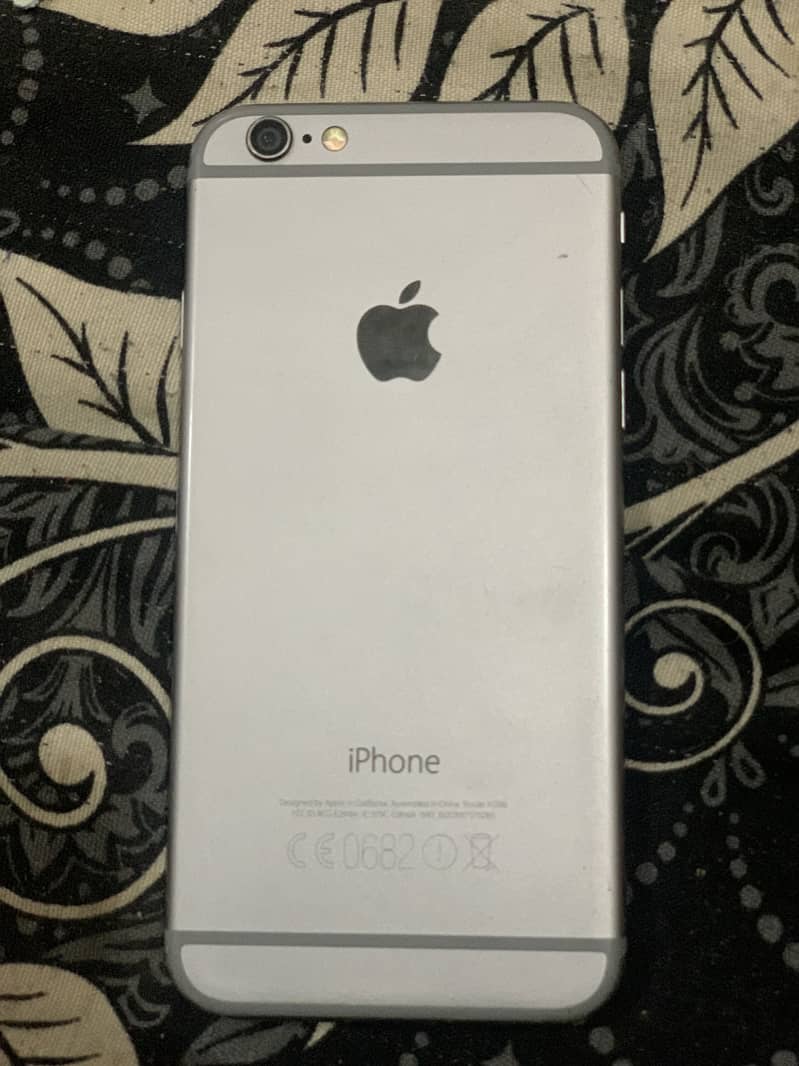 Apple iPhone 6 2