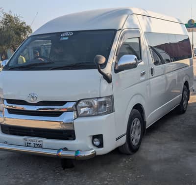 Toyota Hiace 223 Grand Cabin