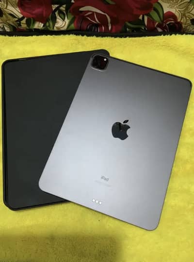 Ipad pro M5 fresh box open