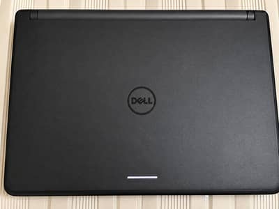 Dell i3 (4th Gen Laptop) (4GB Ram 700GB storage)